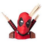 DEADPOOL - 3D Pennställ 1