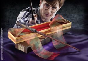 Harry Potter Wand 35cm with Ollivanders Wand Box 1