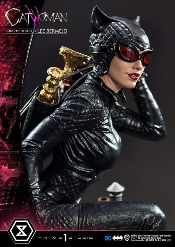 PRIME1 1/3 Catwoman 69 cm Statue 4