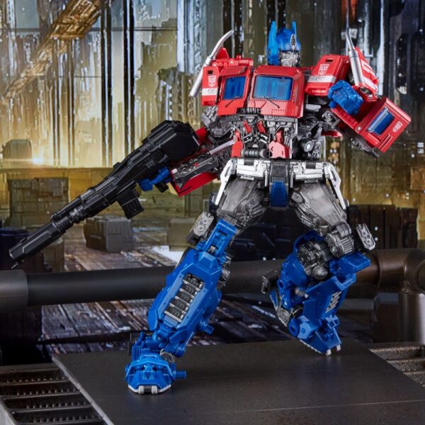 Transformers: Bumblebee Masterpiece Movie Series Action Figure MPM-12 Optimus Prime 28 cm 3