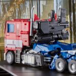 Transformers: Bumblebee Masterpiece Movie Series Action Figure MPM-12 Optimus Prime 28 cm 9